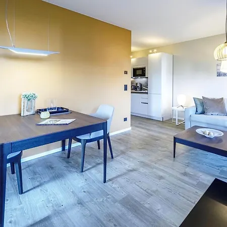 Große Stranddüne - 5 Sterne Mit Balkon * Wustrow (Fischland)